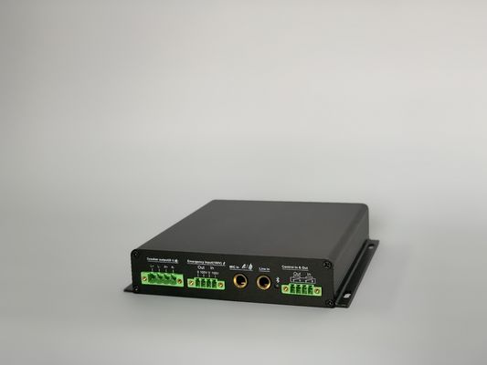 ο τοίχος συστημάτων δικτύων PA 2*15W 8ohms IP τοποθετεί τον ενισχυτή για το πρόγραμμα